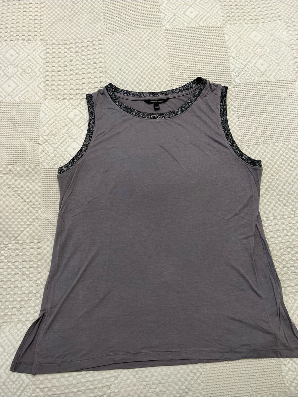 Banana Republic Gray Sleeveless Tank with Contrast Trim size L